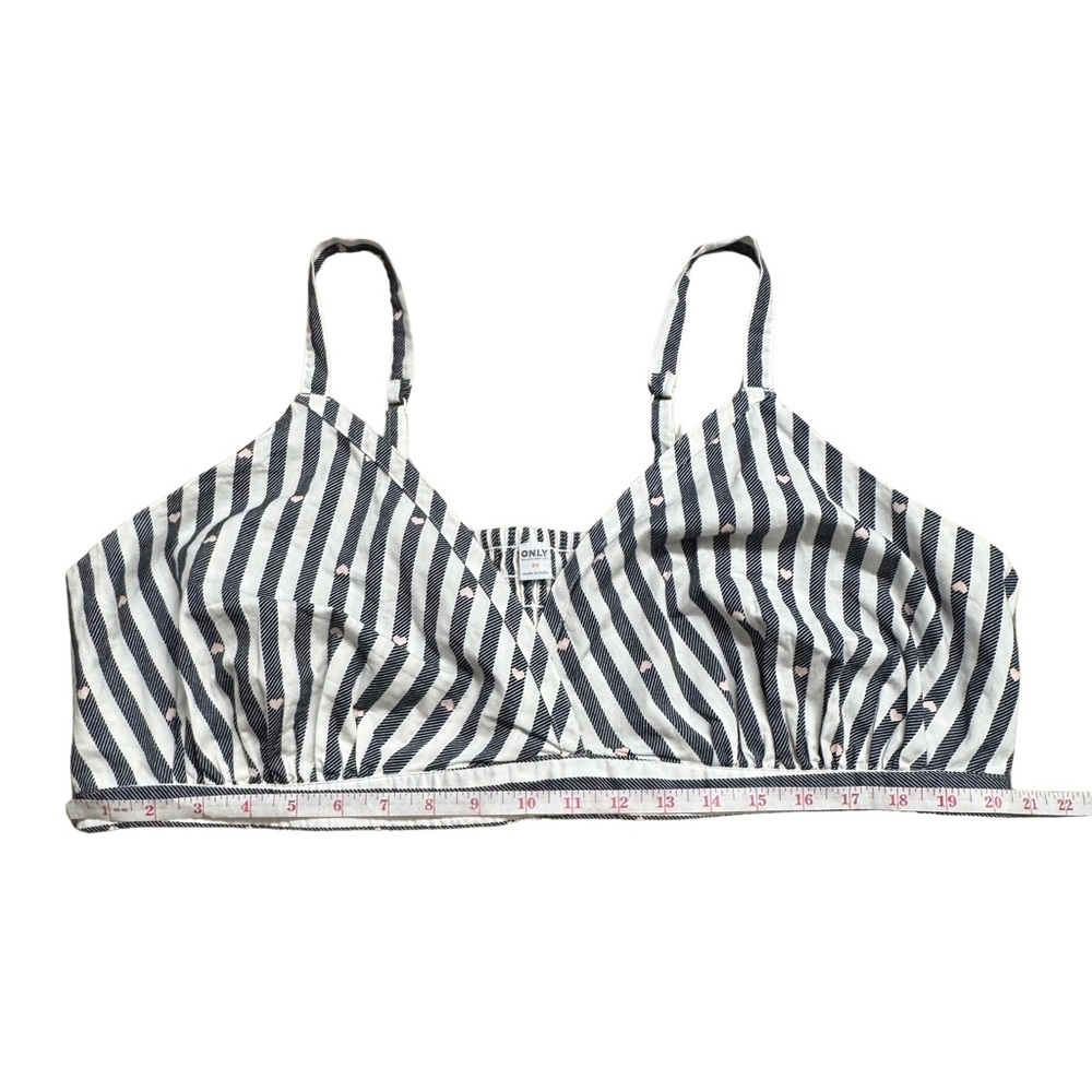 Old Navy Striped Mocked Cross-Front Poplin Bralette Pink Hearts Valentine’s Day - Picture 9 of 10